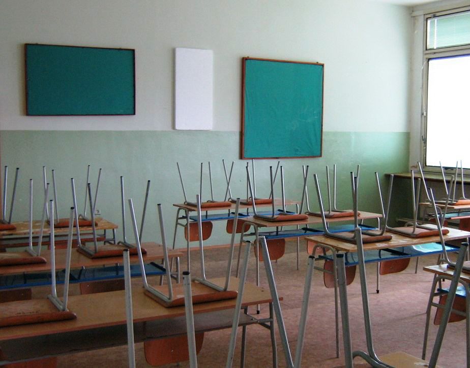 skola v auguste 19